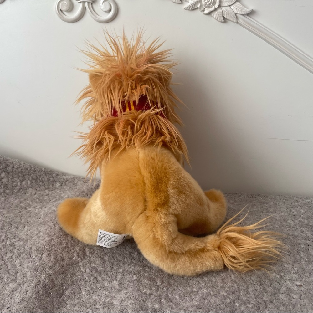 Gryffindor Lion Plush - Picture 3 of 5